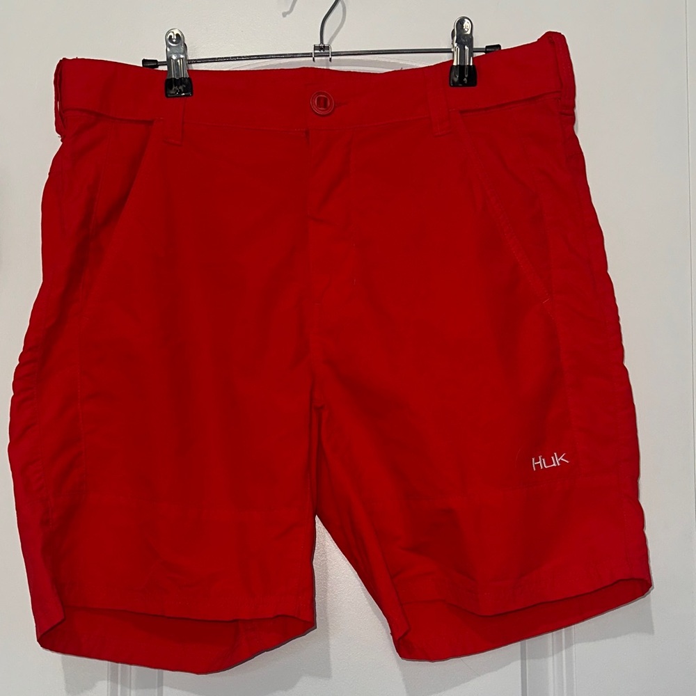 Huk Men's Vibrant Red Shorts